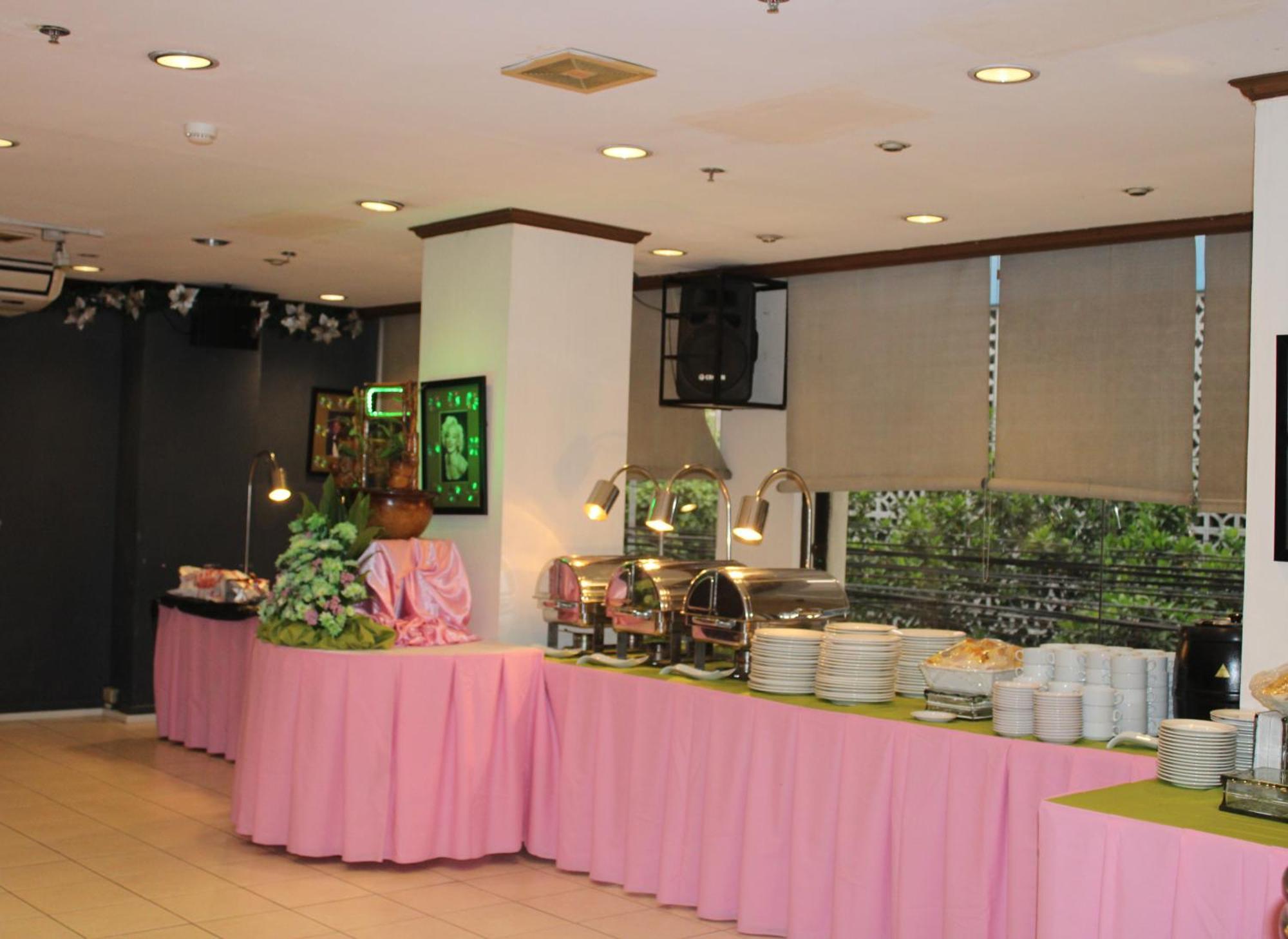 Rosas Garden Hotel Manila Exterior foto